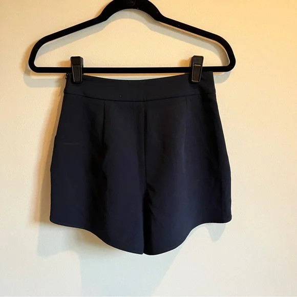 Milly Navy Blue Italian Cady Petal Shorts | 00 - Picture 5 of 6